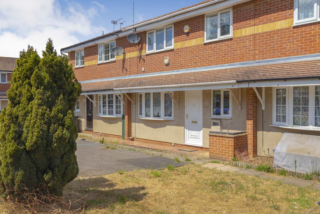Property photo 2 of 8 2
