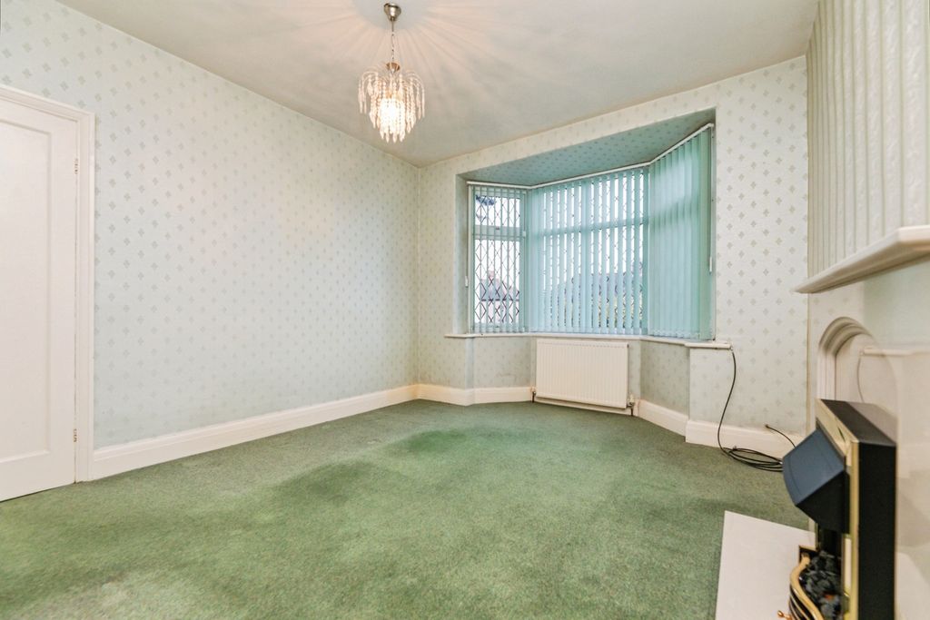 Property photo 2 of 19 Pbox-Img.Jpg