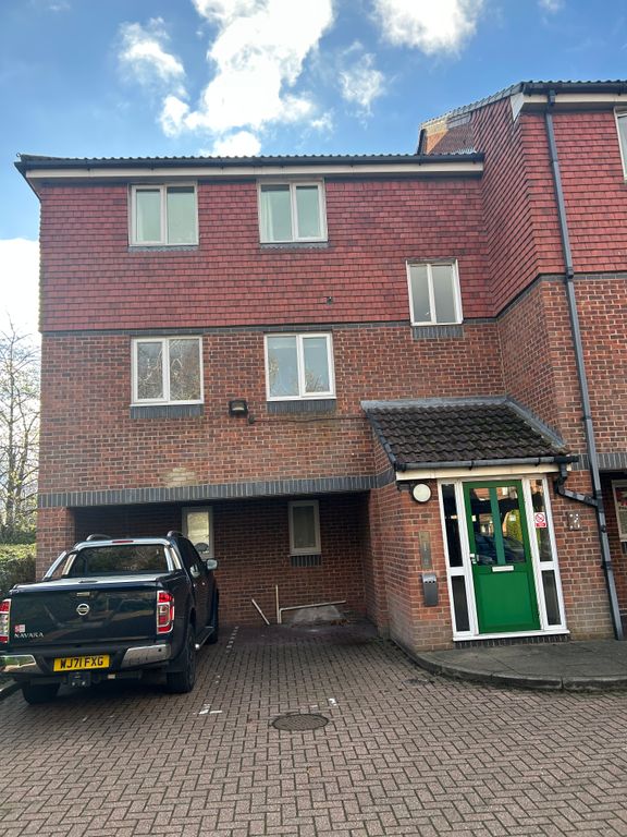 Property photo 3 of 5