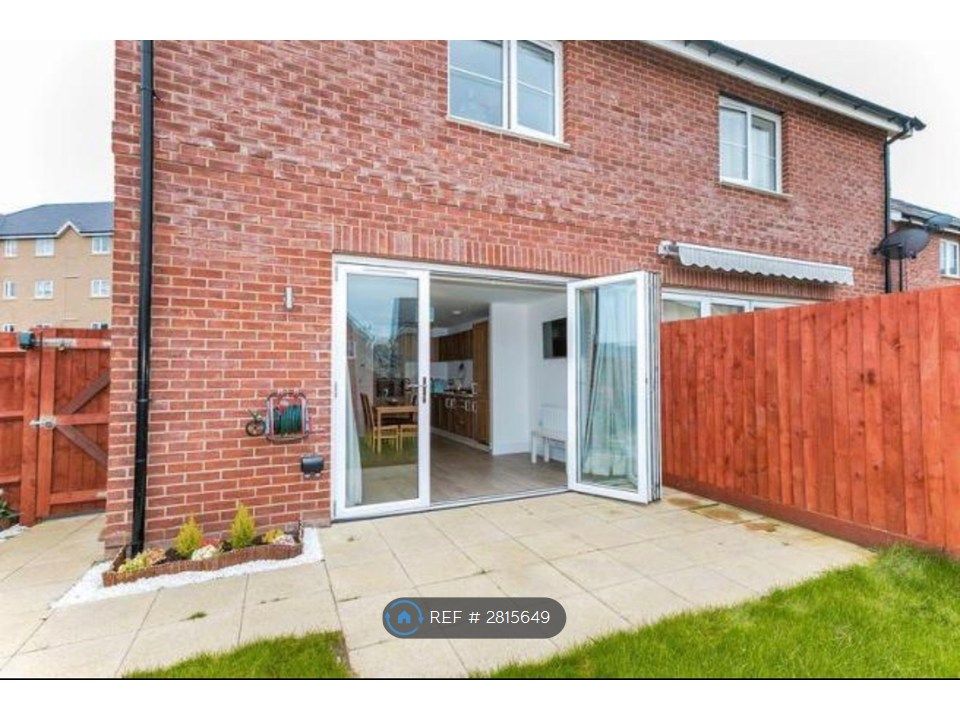 Property photo 2 of 35