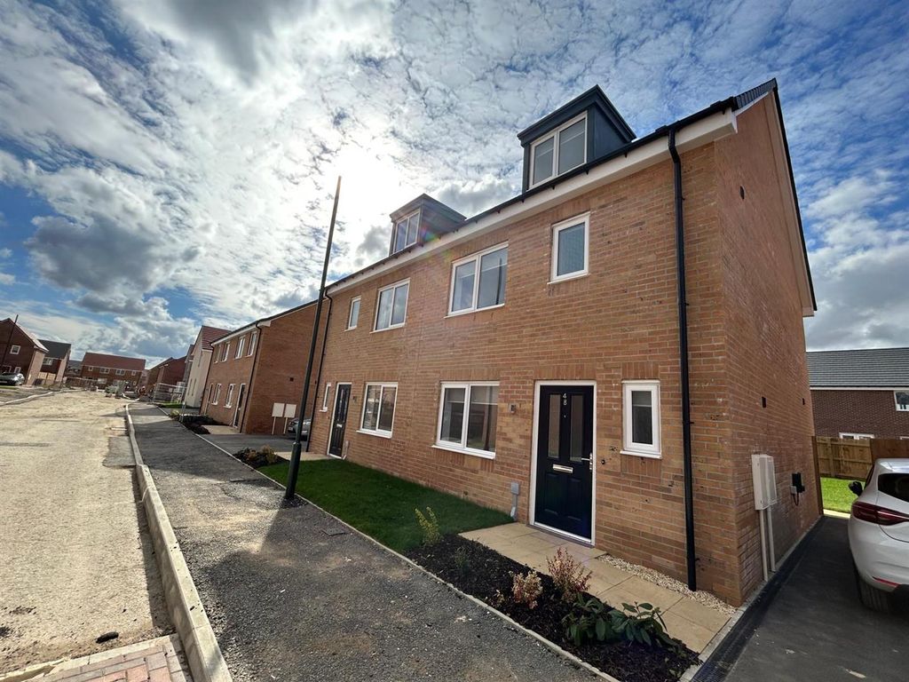 Property photo 1 of 12 Whatsapp Image 2024-10-04 At 13.30.29_Ff46d941.Jpg