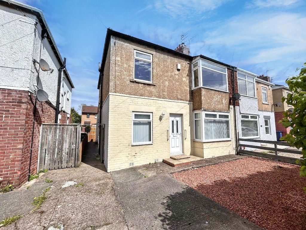 Property photo 1 of 12