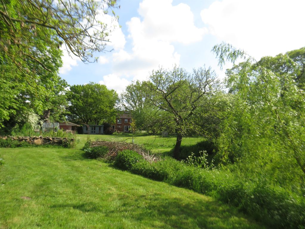 Property photo 3 of 33
