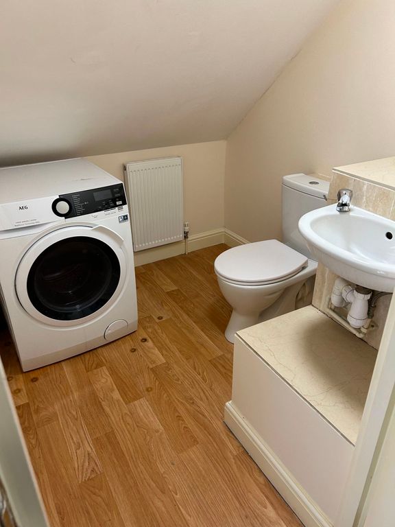 Property photo 3 of 20