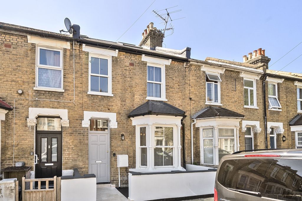 Property photo 1 of 14 1451283-2-69E8B1B...