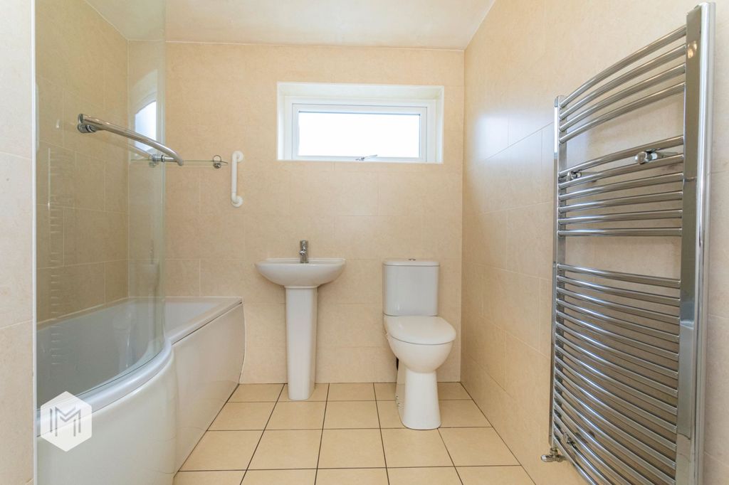 Property photo 3 of 30 Picture No. 09