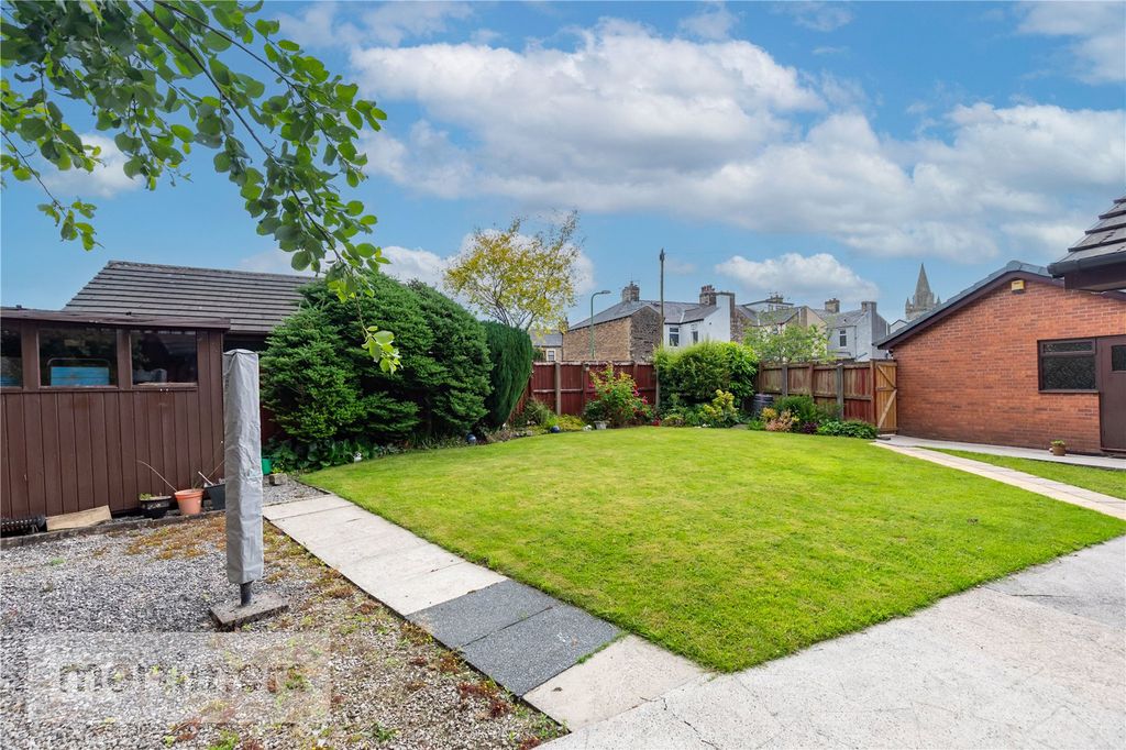 Property photo 3 of 28 Rear Garden