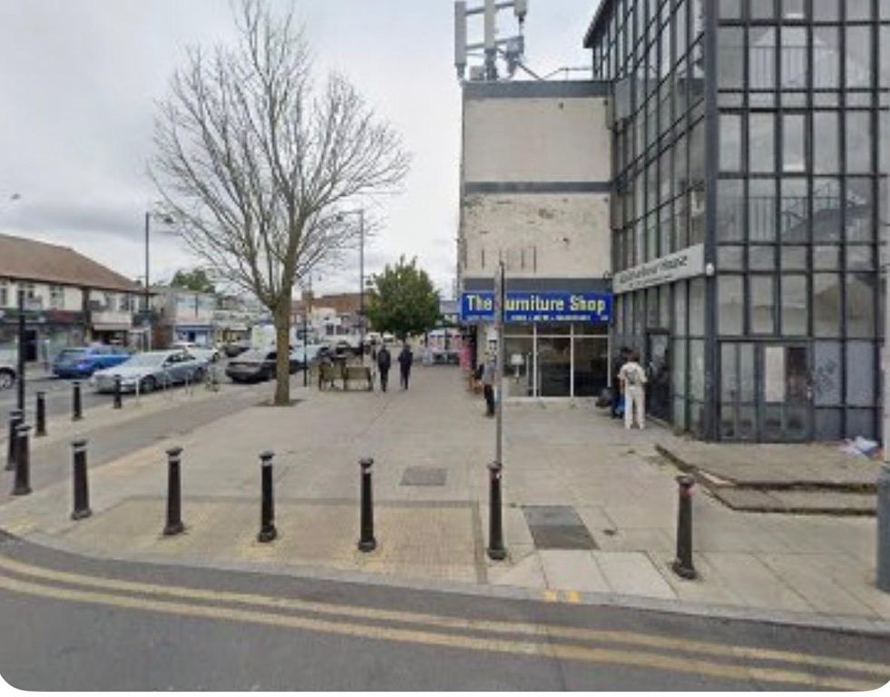 Property photo 1 of 8