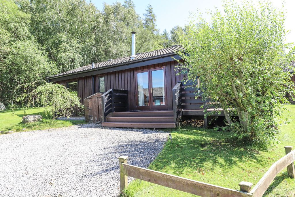 Property photo 1 of 15 Front External