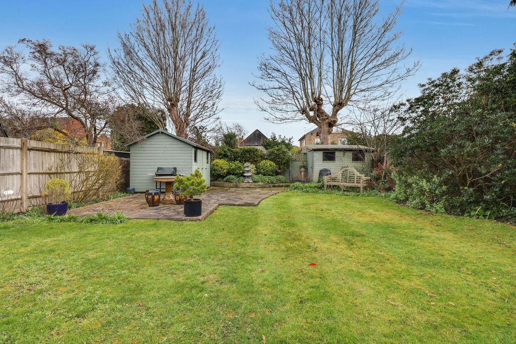 Additional image 24 of 4 bed detached house for salePemberton Road, East Molesey KT8