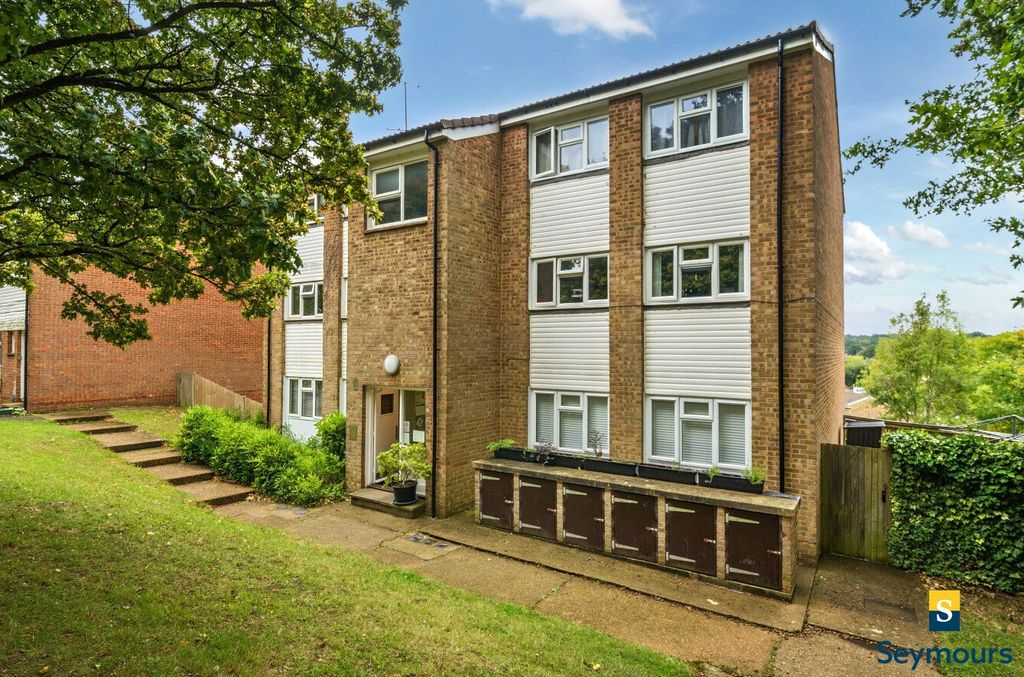 Property photo 1 of 13 Front Aspect