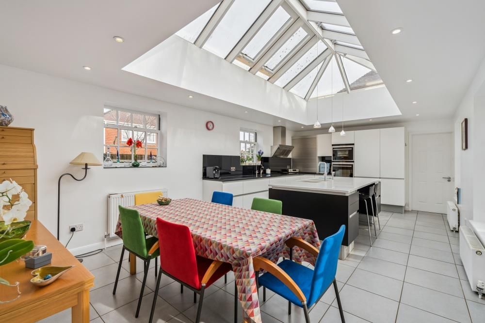 Property photo 2 of 32 Image