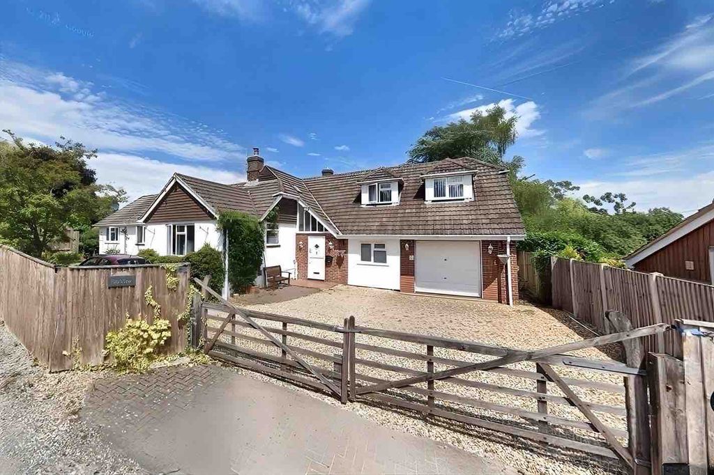 Property photo 2 of 27 Gallery