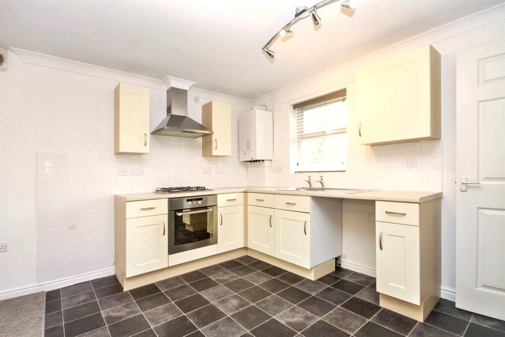 Property photo 2 of 7 0Dsfiq1Waeivlhe75Mroa.Jpg