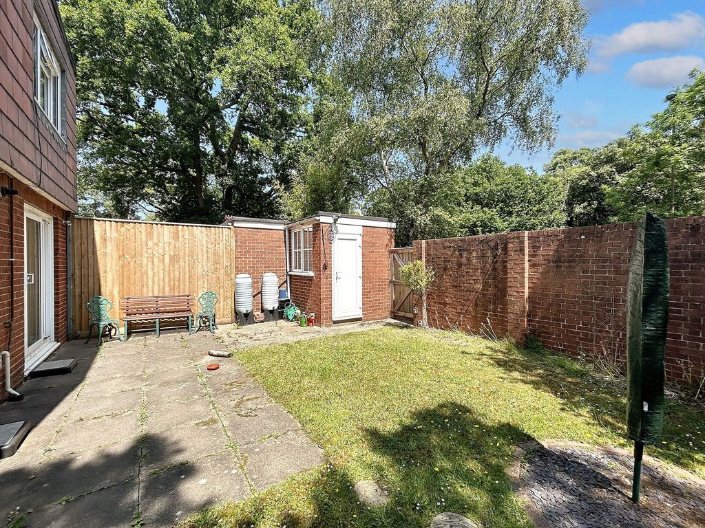 Property photo 2 of 15