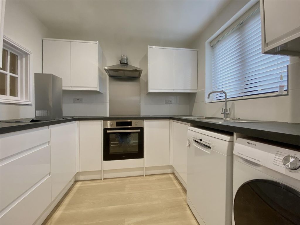 Property photo 3 of 12 Img_3282.Jpg