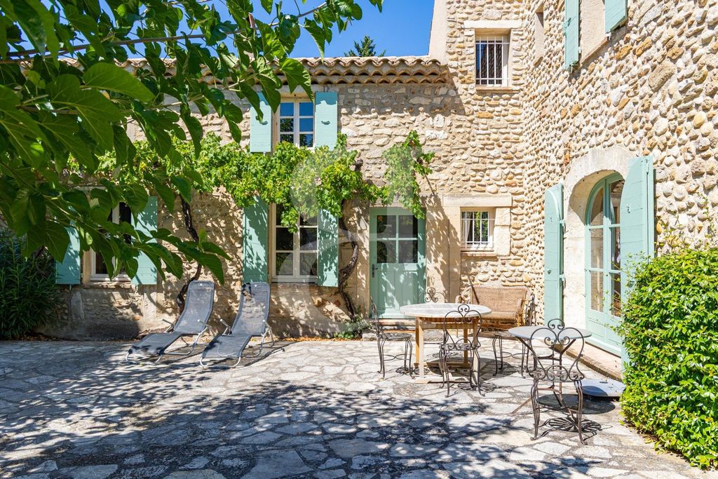 Property photo 3 of 32