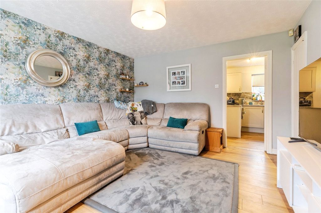 Property photo 2 of 20 Picture No. 16