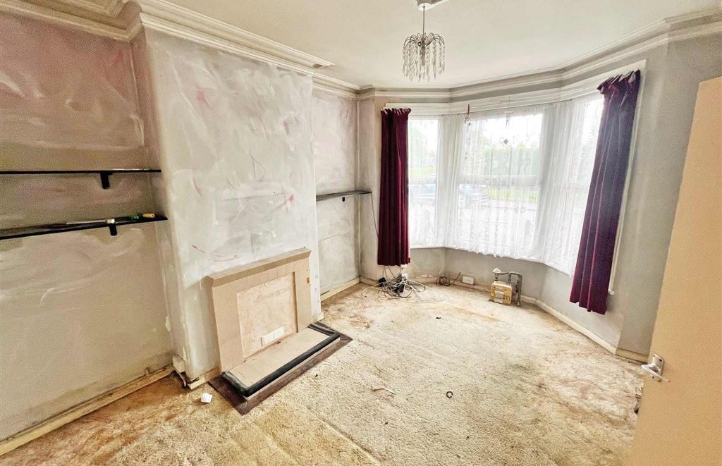 Property photo 3 of 10