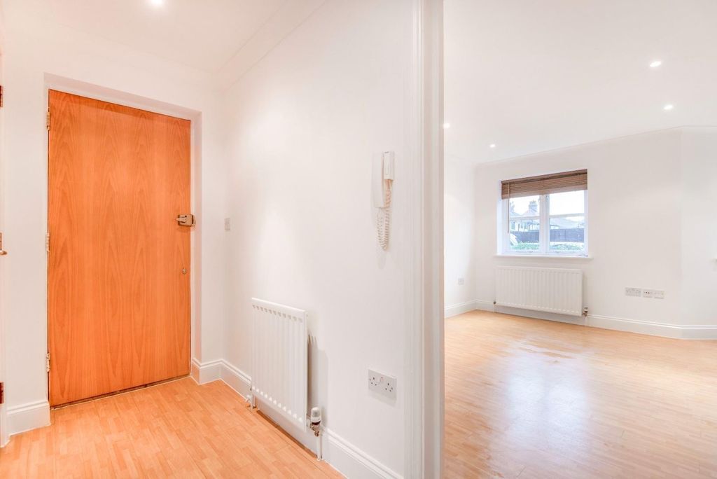 Property photo 3 of 8 Orkcx7Ewpewgruvzmazmig.Jpg