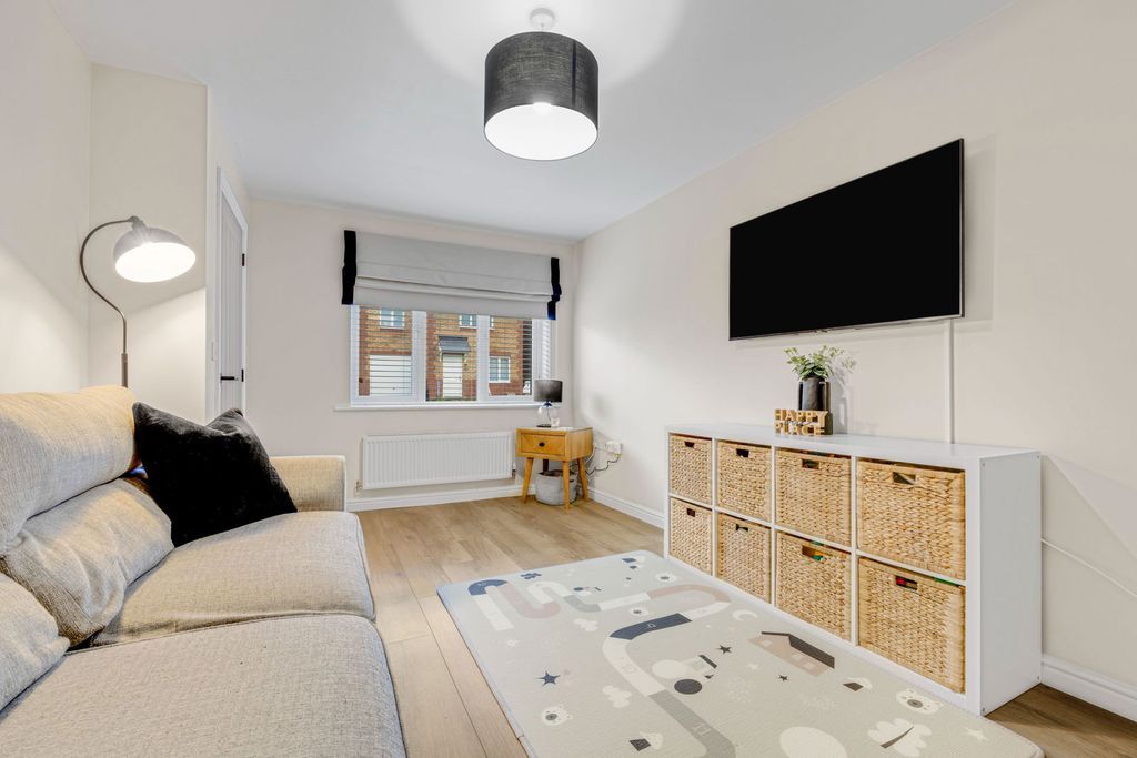 Property photo 2 of 15