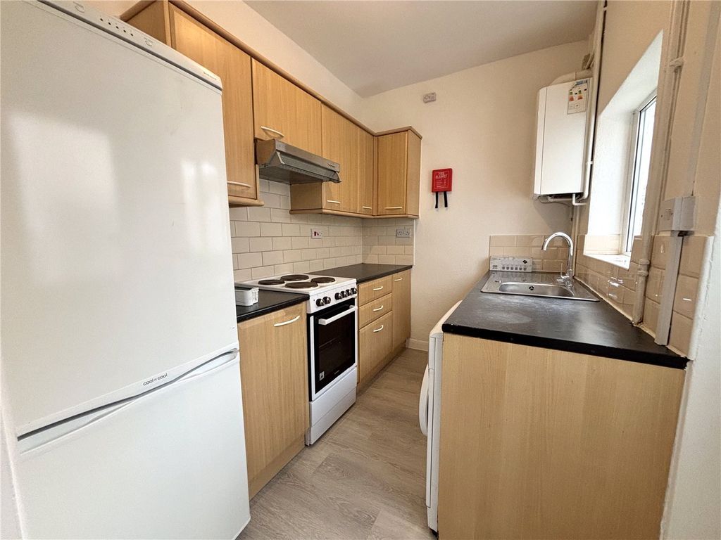 Property photo 3 of 7 Picture No. 05