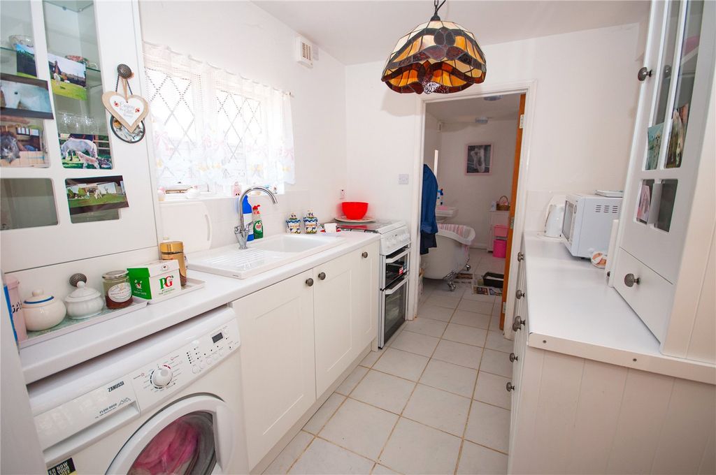 Property photo 2 of 15 Picture No. 22
