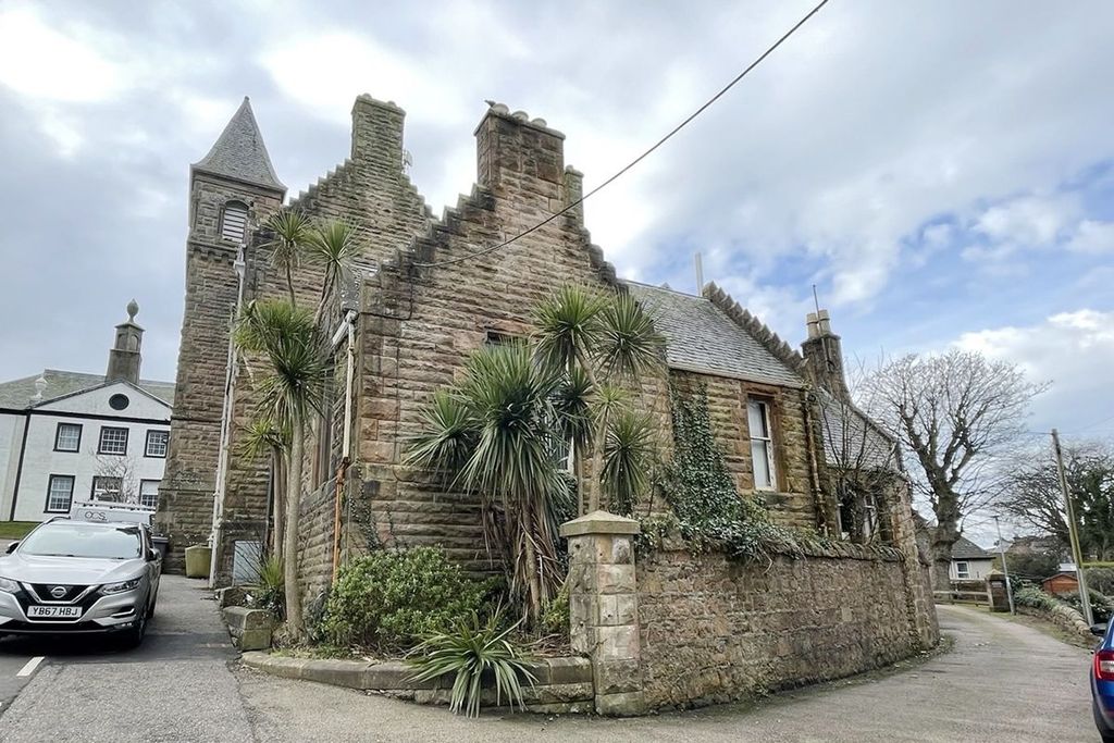 Property photo 1 of 7