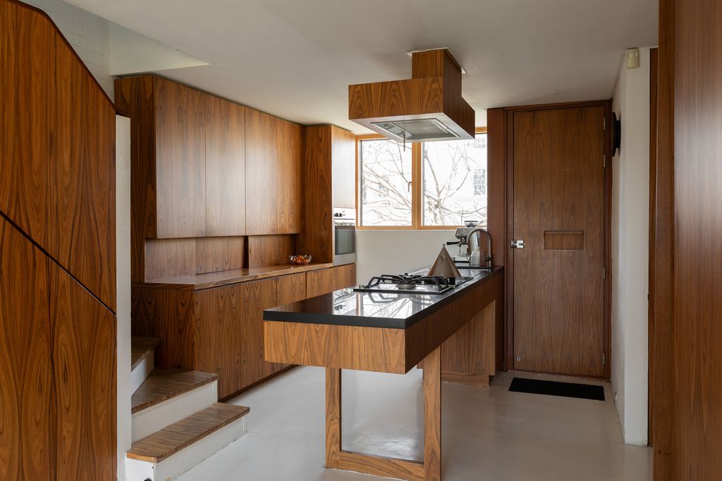 Property photo 3 of 30 A0O6700000Xvufleas_N22_Webres.Jpg