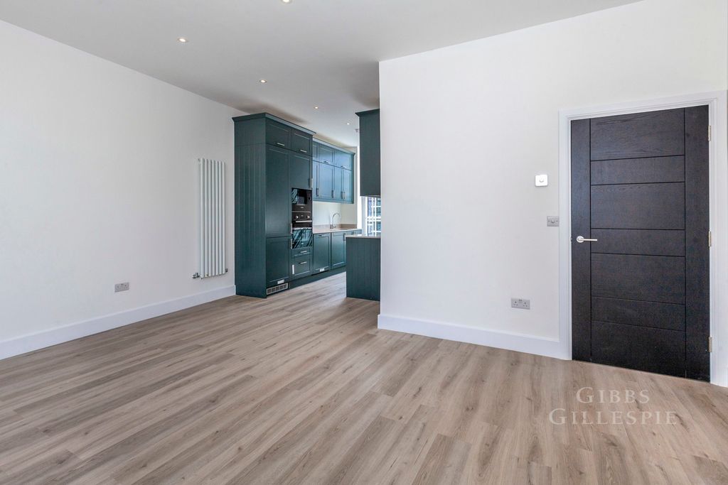 Property photo 1 of 18 Pbox-Img.Jpg