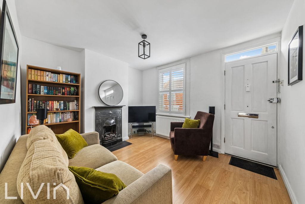 Property photo 2 of 12 2