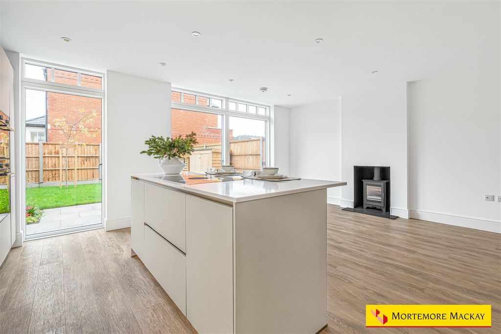 Property photo 2 of 24 13_68787_Watermarked.Jpg