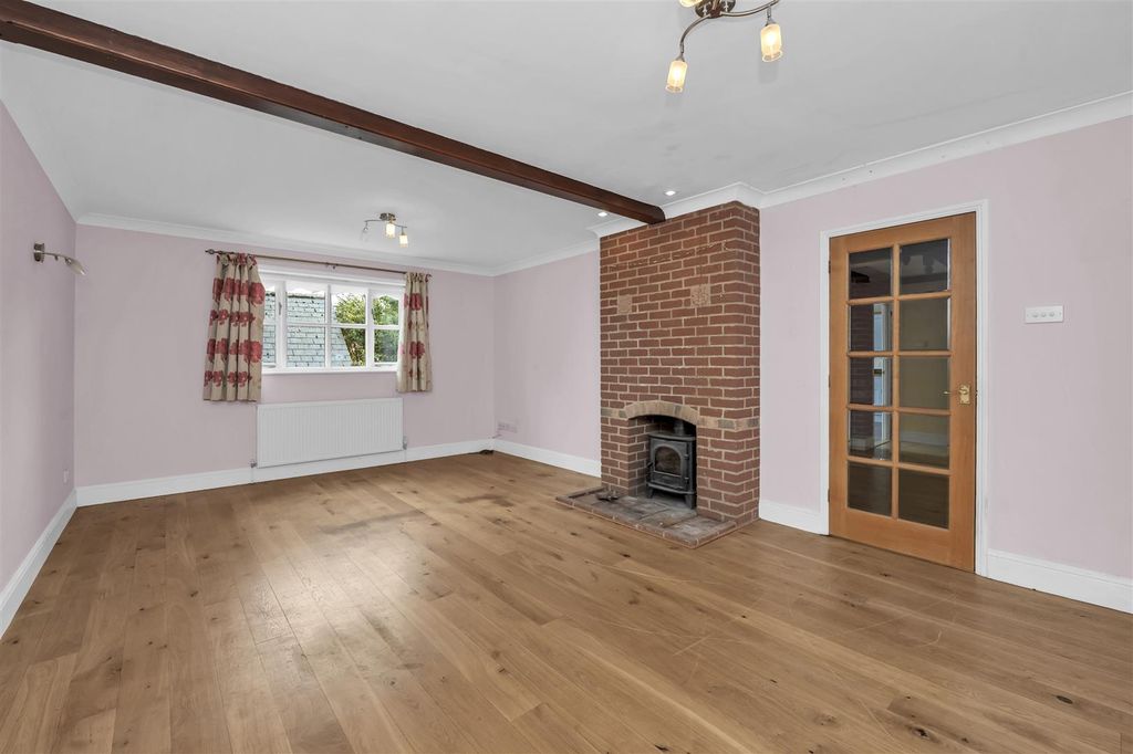 Property photo 3 of 19 Dcp_6023.Jpg