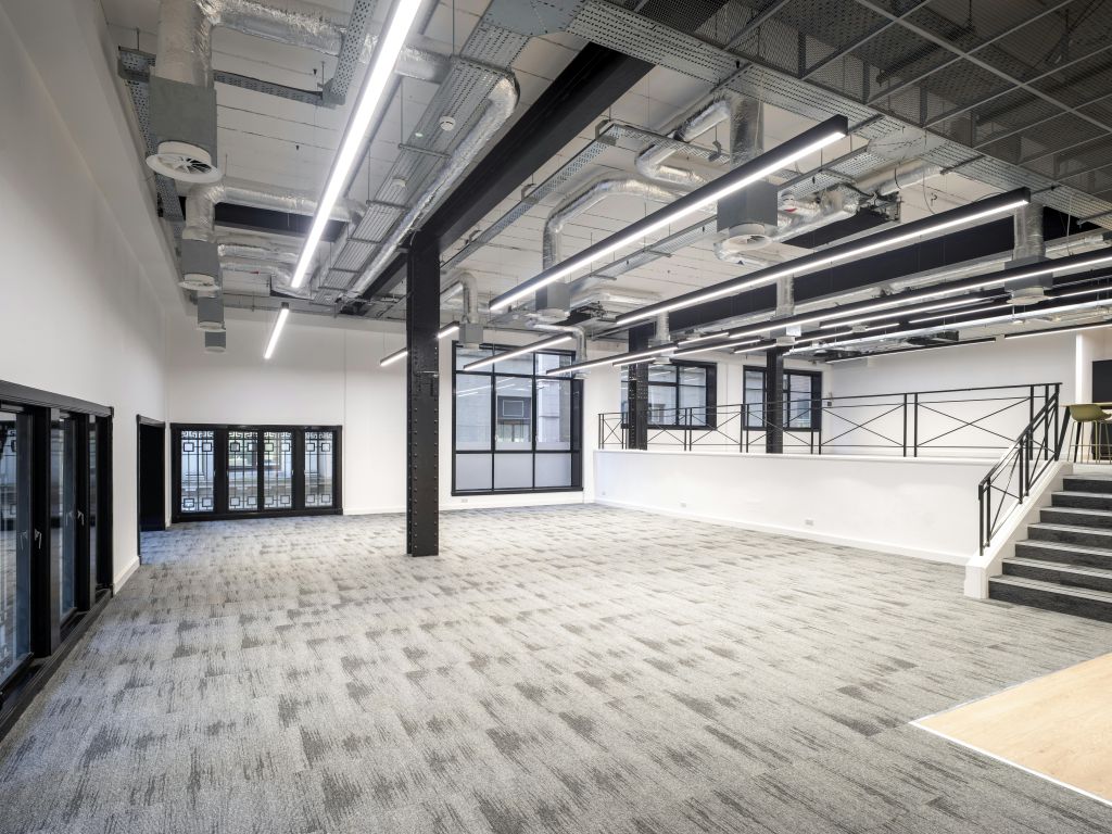 Property photo 2 of 11 7412002Mcateer.Jpg