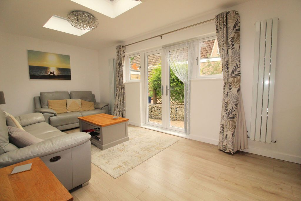 Property photo 3 of 20 Img_3471