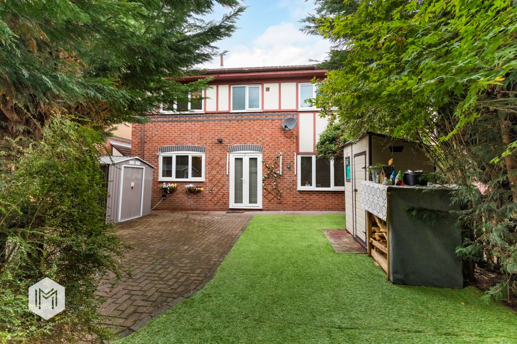 Property photo 2 of 22 Picture No. 21