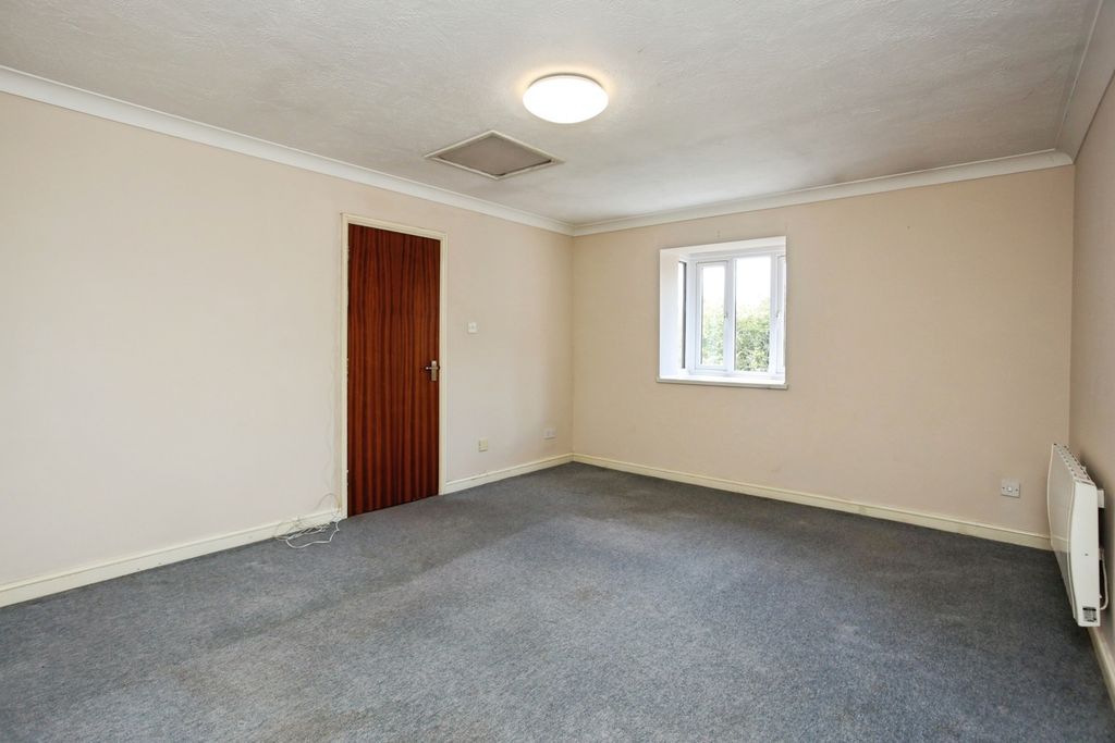 Property photo 2 of 14 Pbox-Img.Jpg