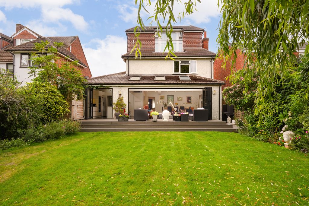 Property photo 1 of 19