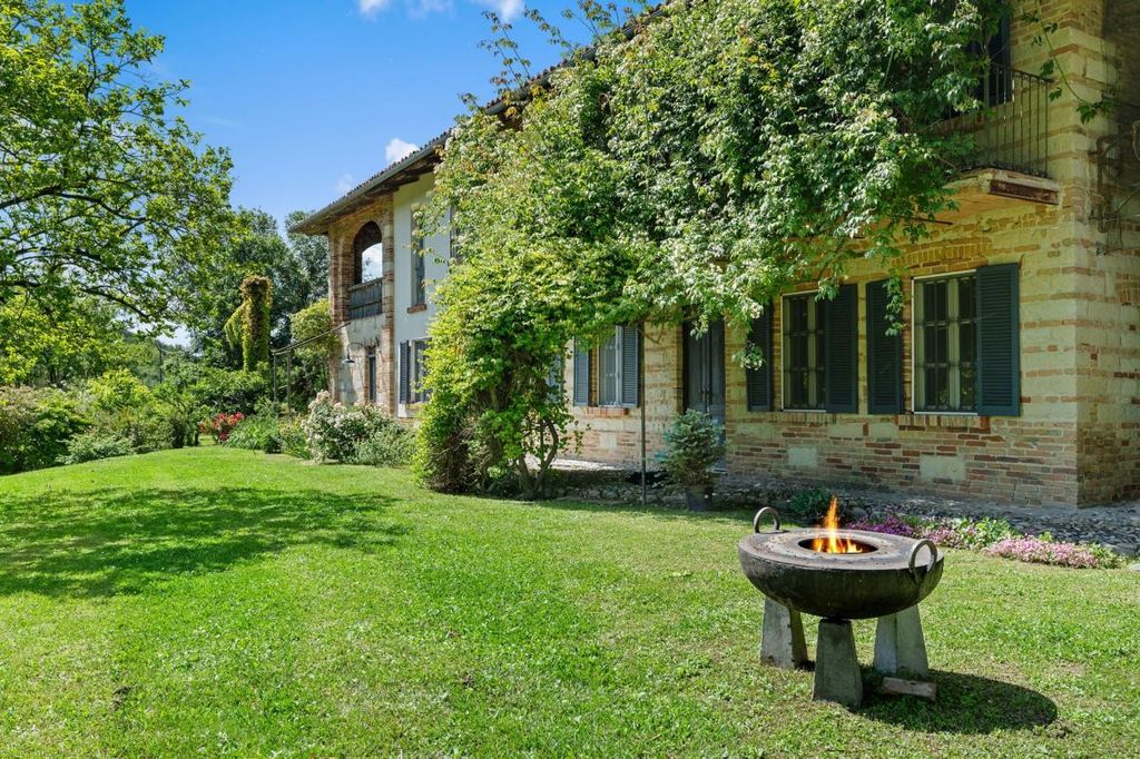 Property photo 3 of 40