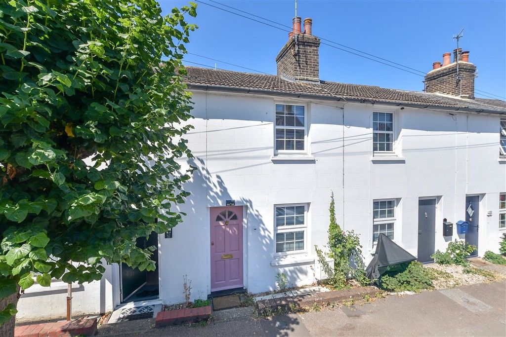 Property photo 1 of 11 External (Web) :