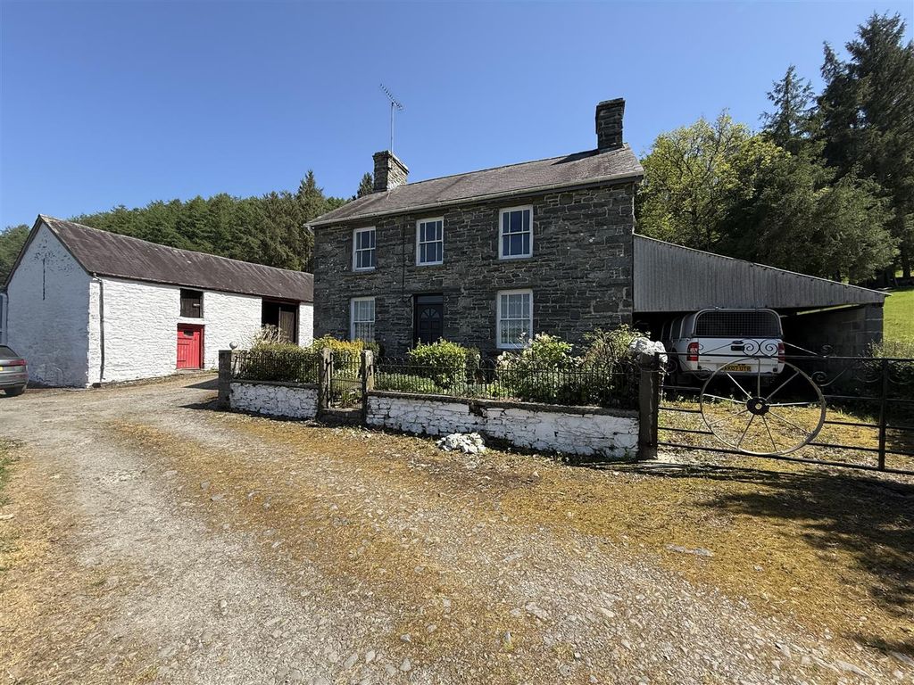 Property photo 2 of 33 Tempimagekujk9Y.Jpg