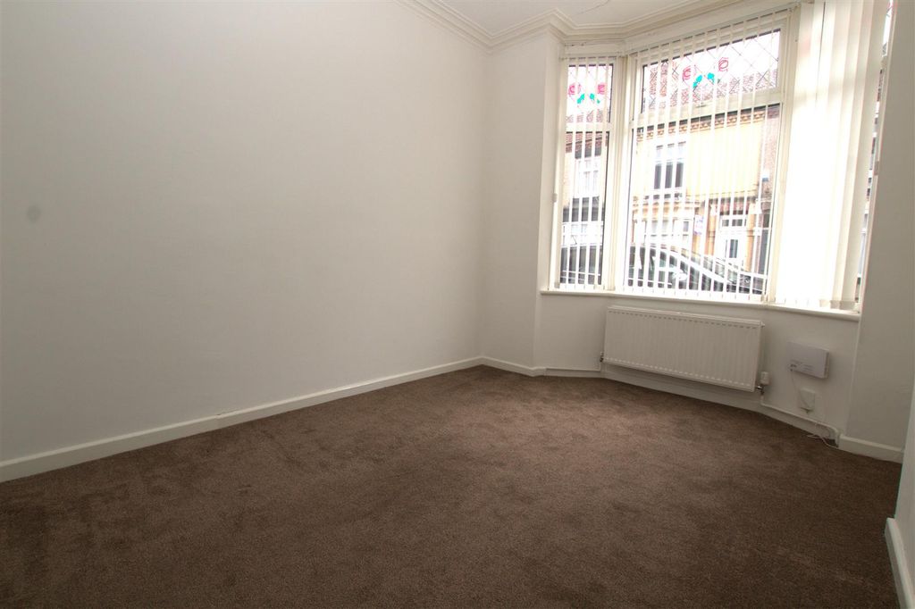 Property photo 1 of 10 Fron Reception .Jpg