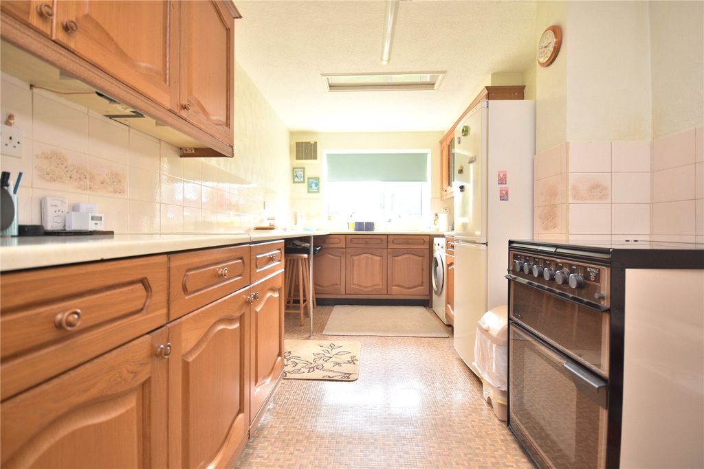 Property photo 3 of 19 Picture No. 14