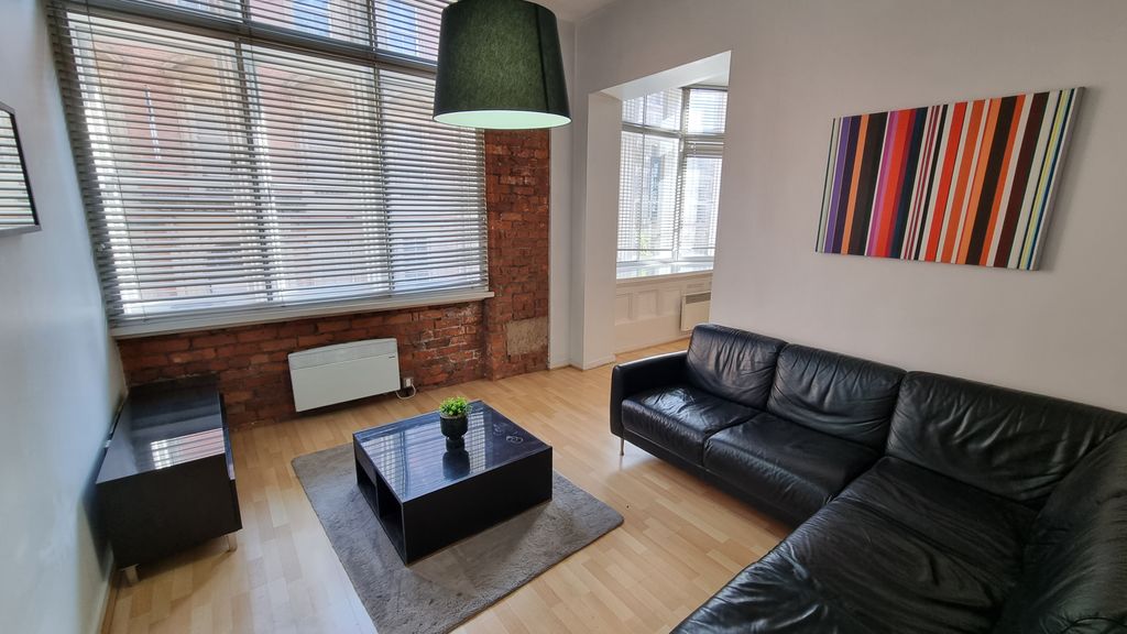 Property photo 2 of 12