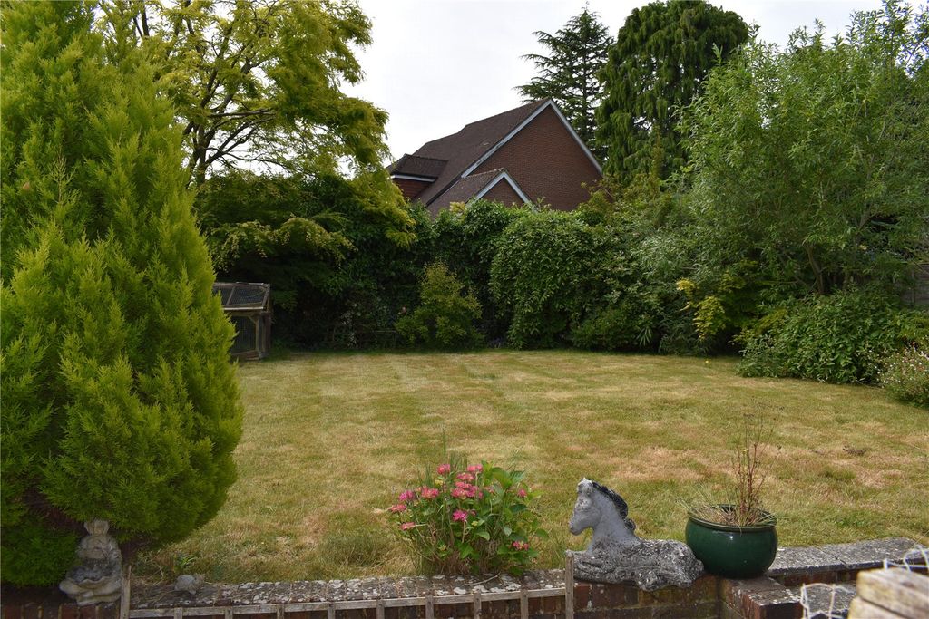 Property photo 3 of 11 Picture No. 25