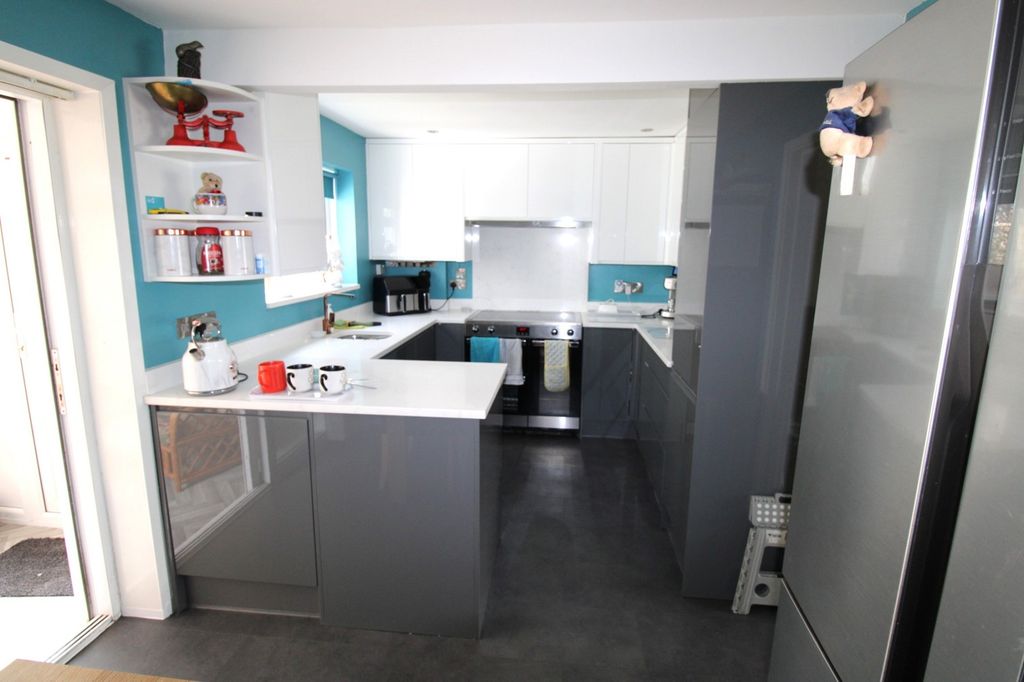 Property photo 3 of 20 Not Specified
