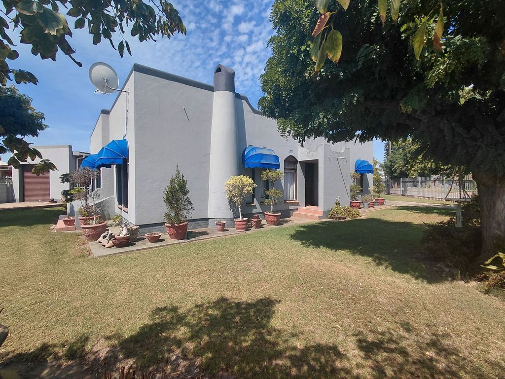 Property photo 1 of 37 1Sr1726009