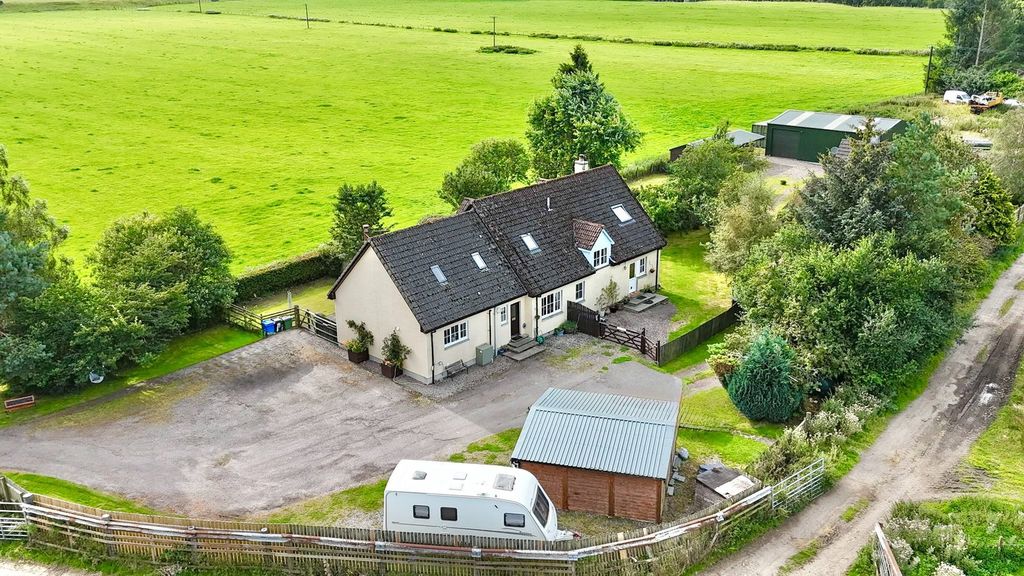 Property photo 2 of 48