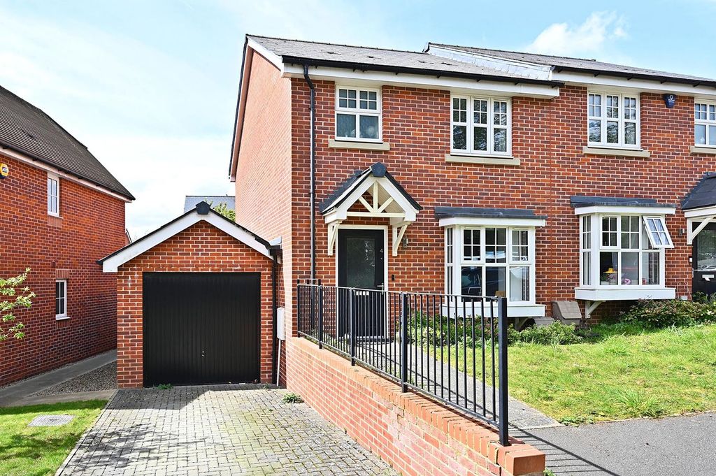 Property photo 1 of 19