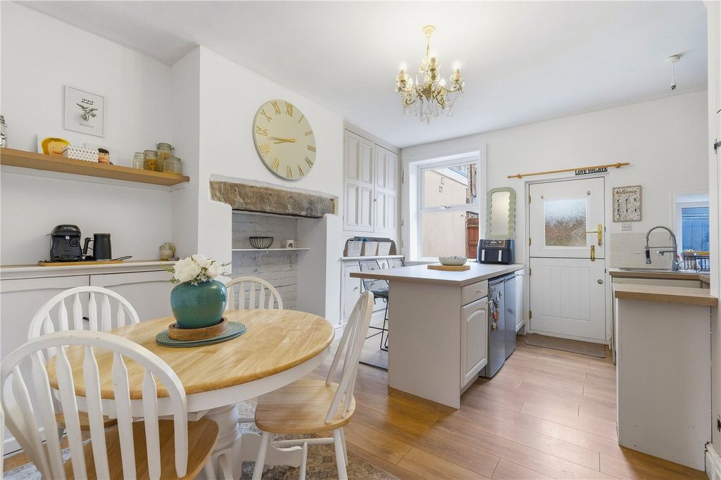 Property photo 3 of 23 Kitchen Dining